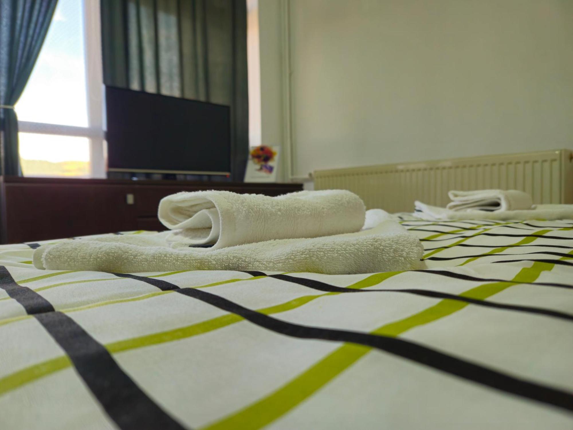 Apartment Zarnesti City Centre Vmp Free Parking Pokoj fotografie