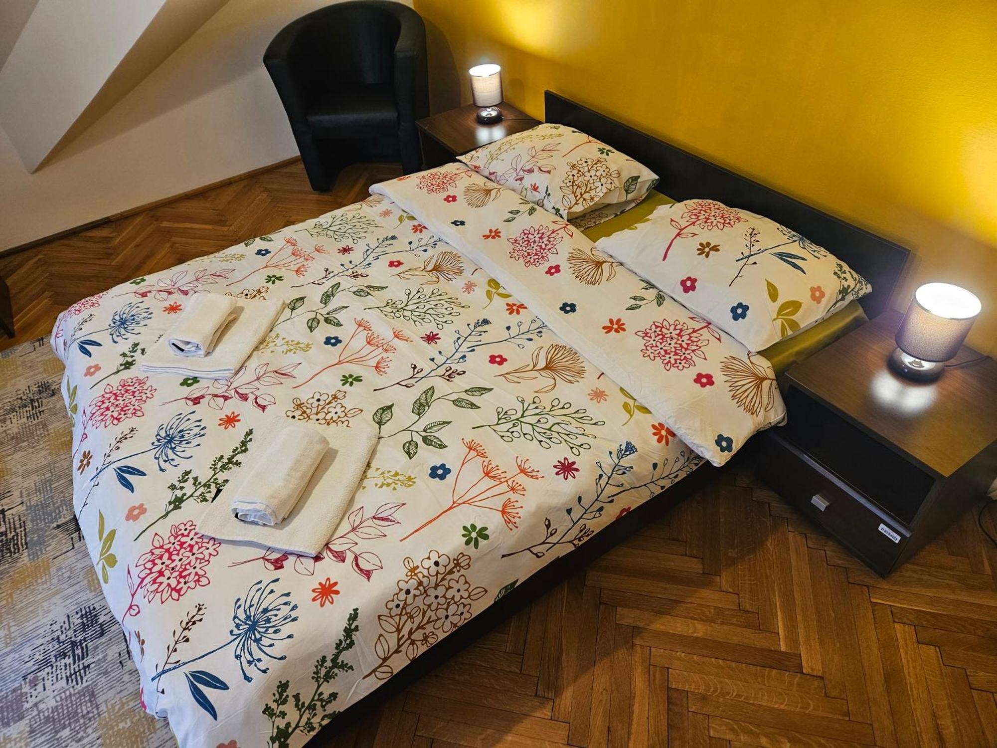 Apartment Zarnesti City Centre Vmp Free Parking Exteriér fotografie