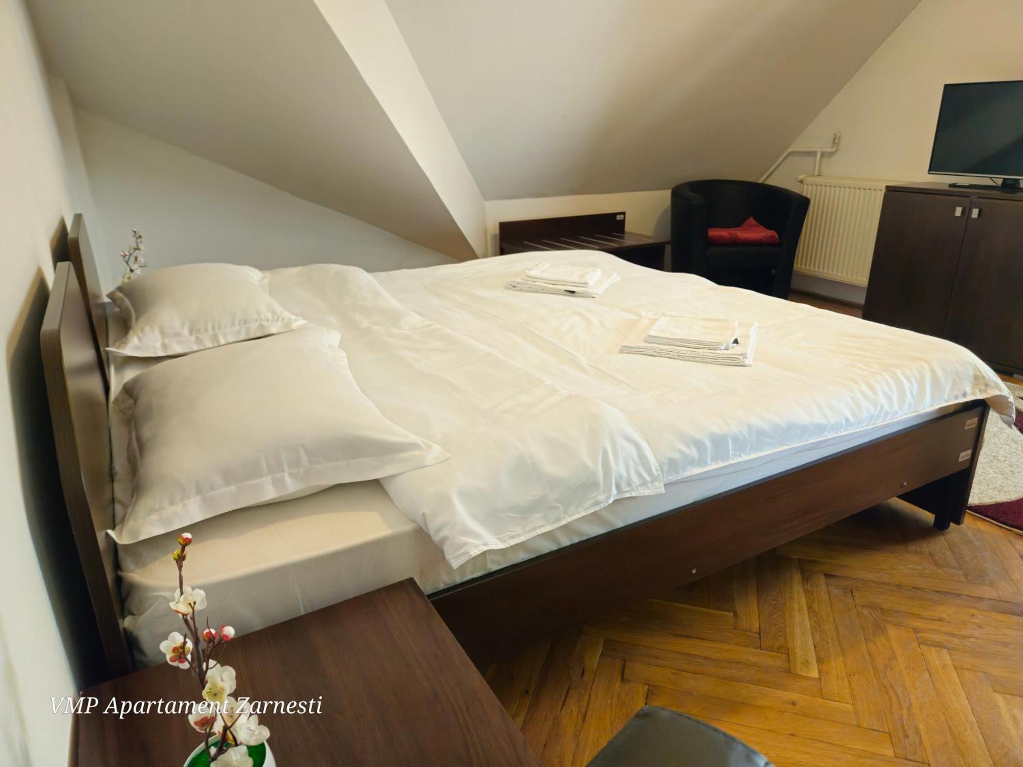 Apartment Zarnesti City Centre Vmp Free Parking Exteriér fotografie