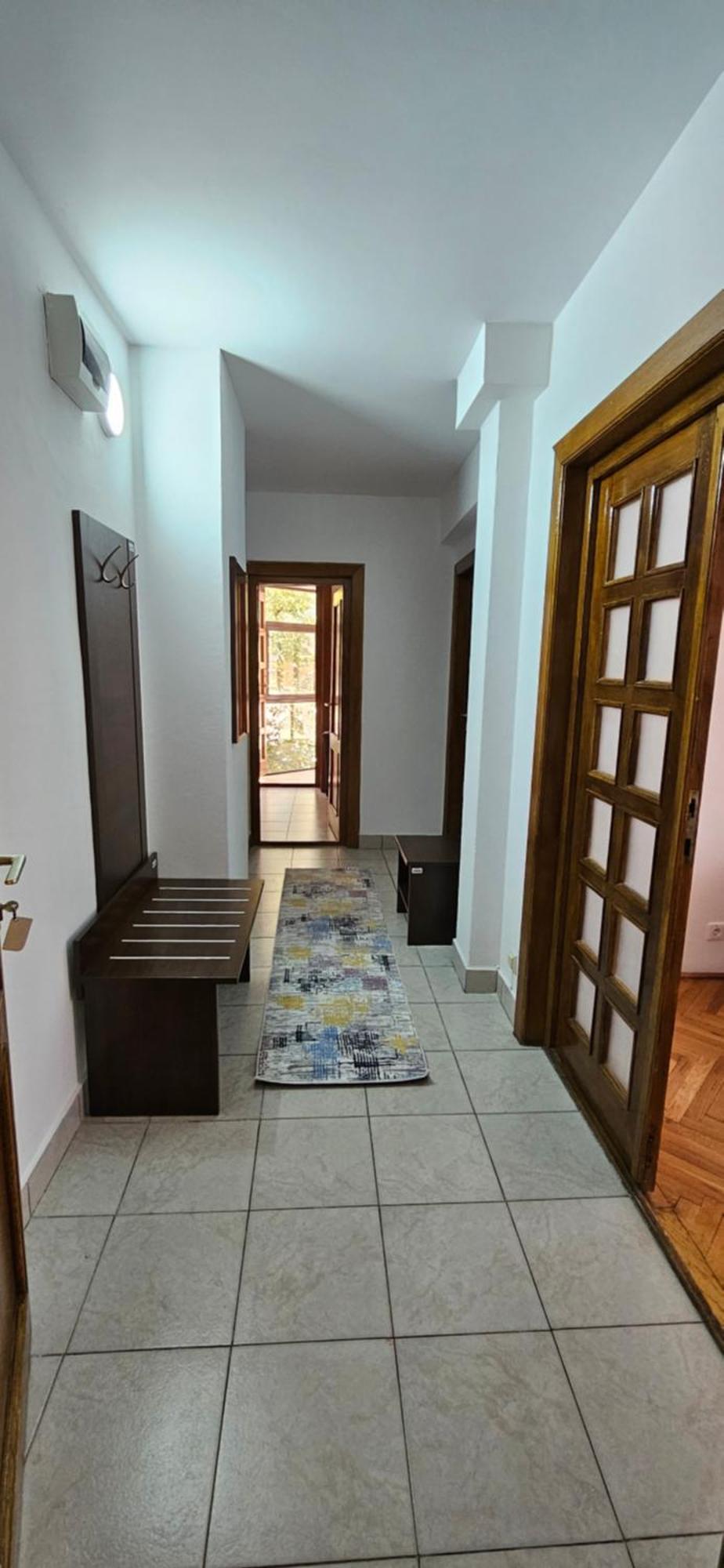 Apartment Zarnesti City Centre Vmp Free Parking Exteriér fotografie
