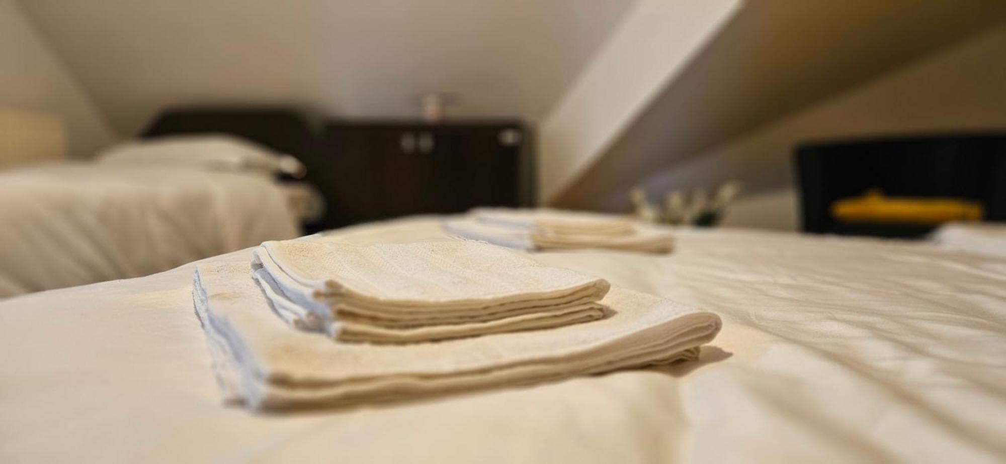 Apartment Zarnesti City Centre Vmp Free Parking Pokoj fotografie