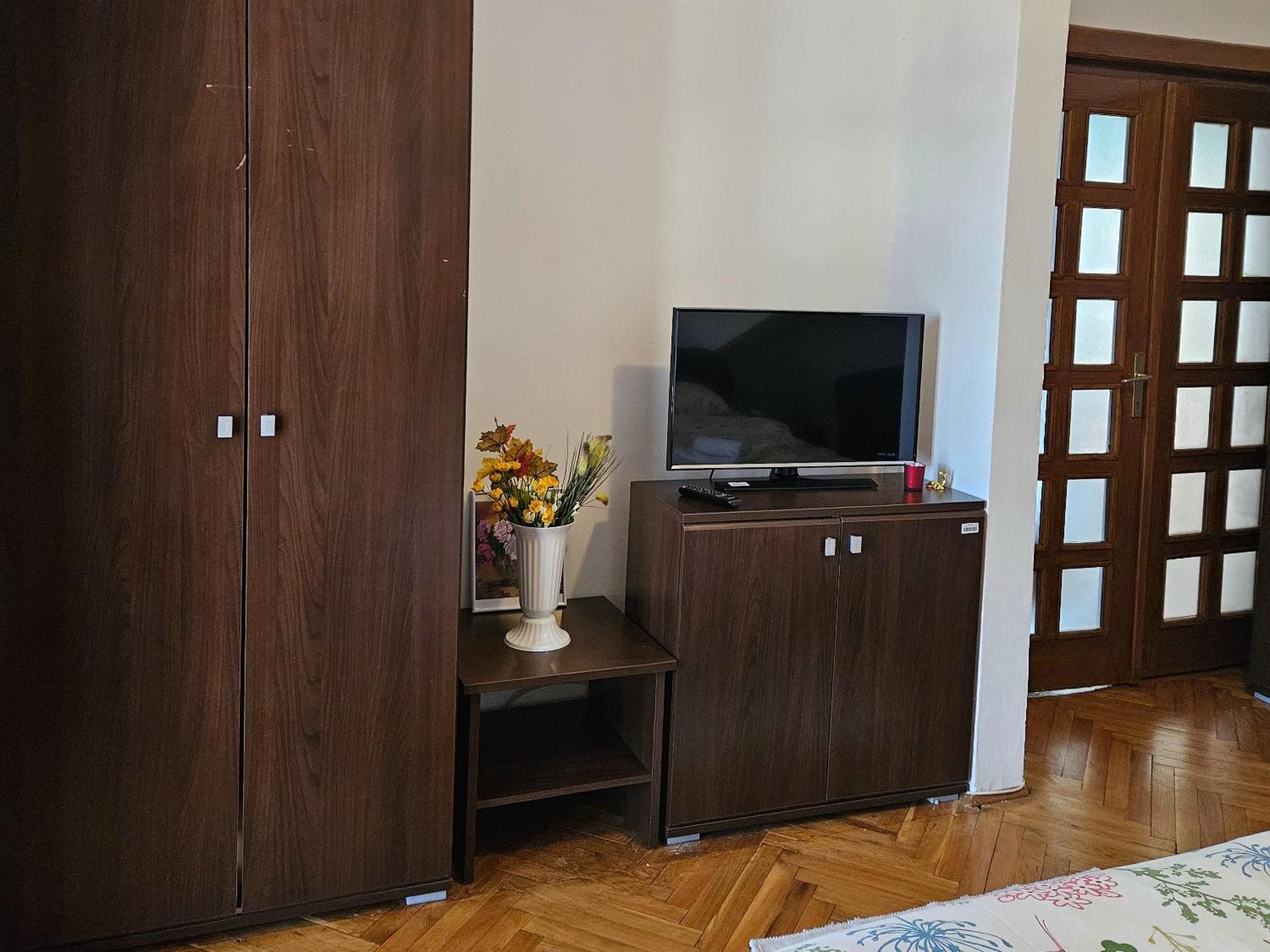 Apartment Zarnesti City Centre Vmp Free Parking Pokoj fotografie